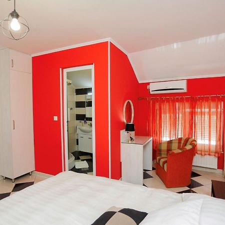 Hotel - Villa Lejla Мостар Екстериор снимка